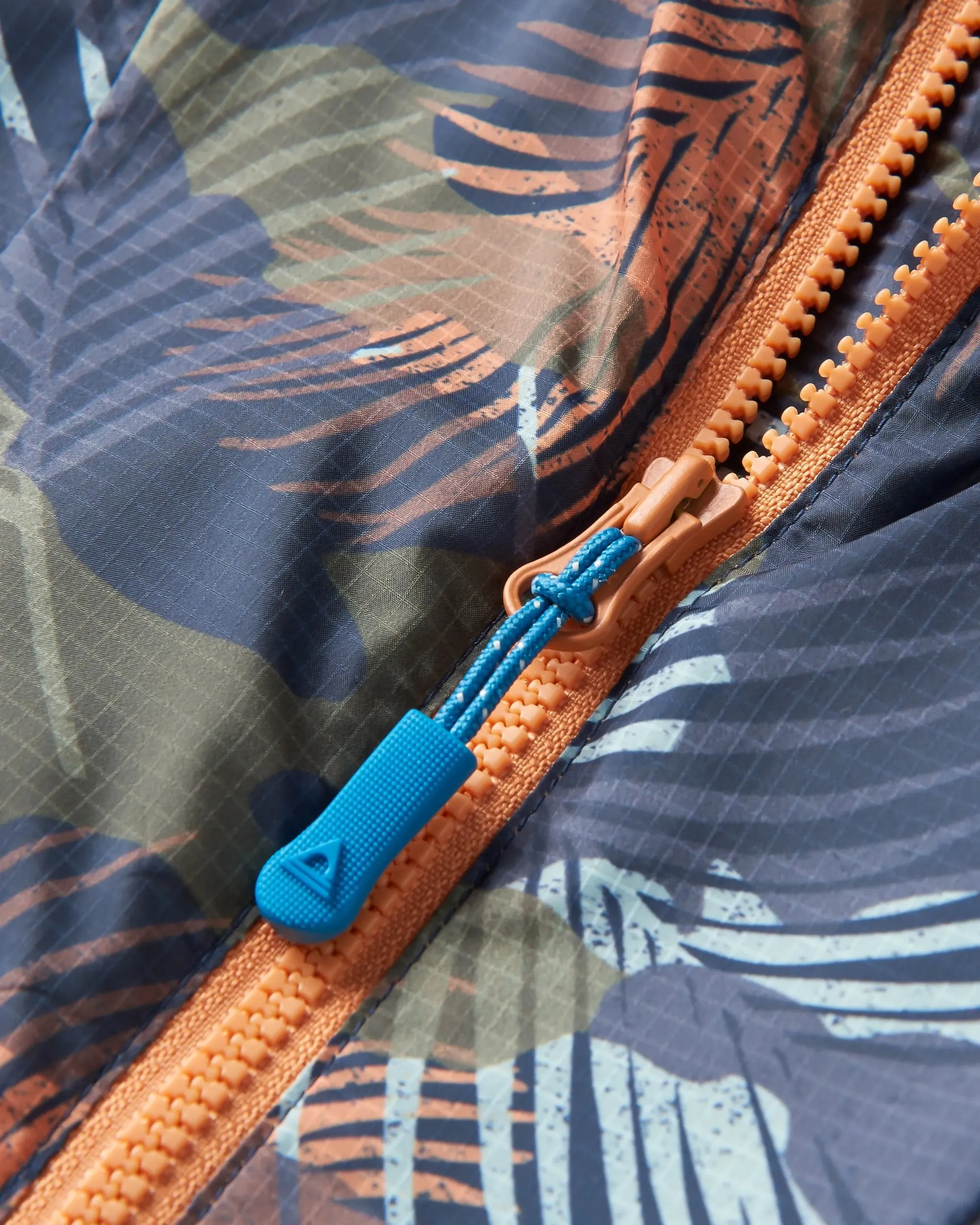 Anorak coupe-vent recyclé Gusto - Palm Camo Abricot