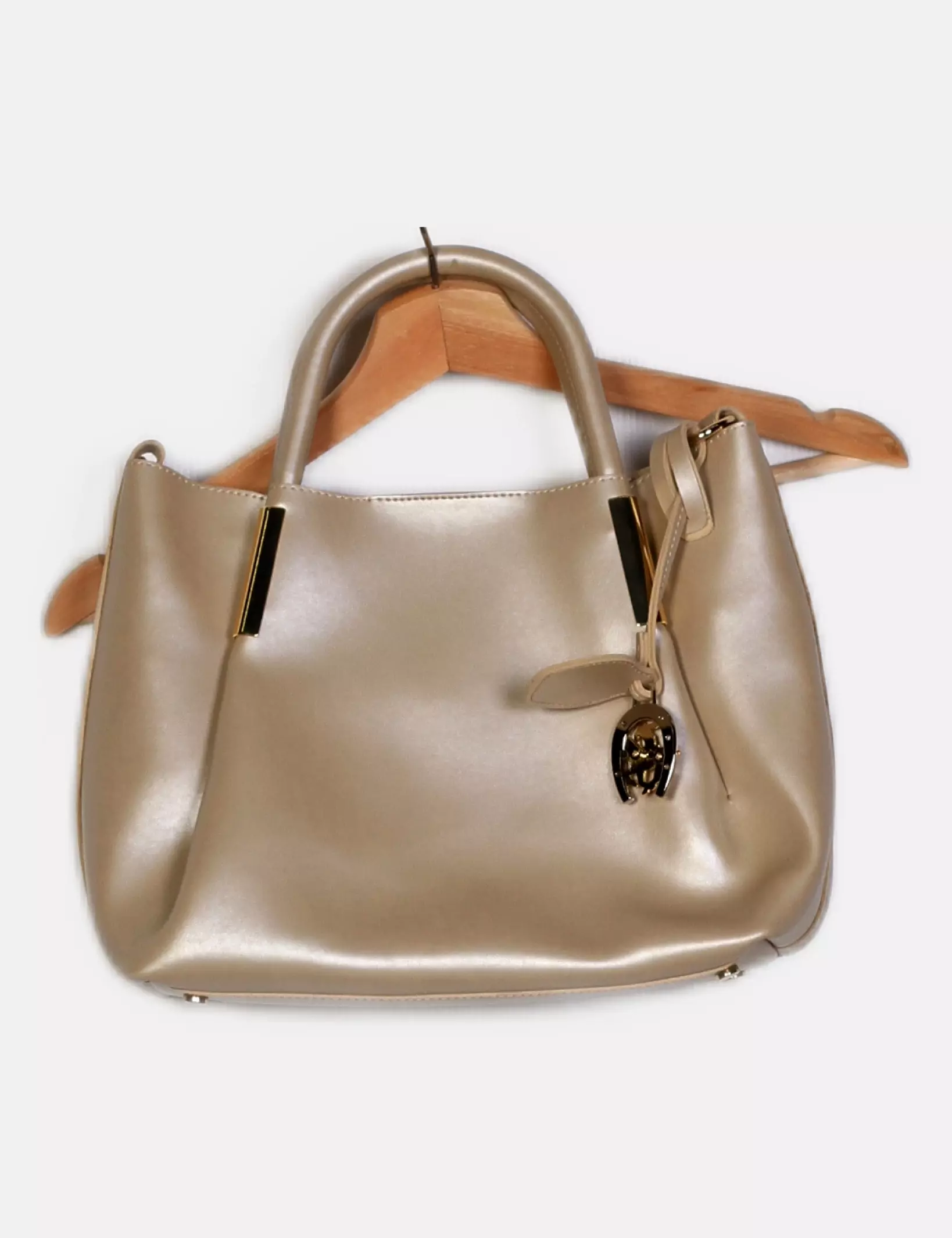 Beverly Hills Polo Club Shopper
