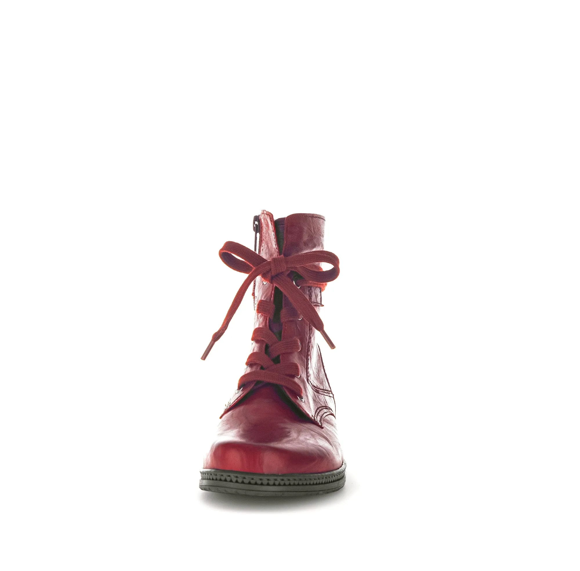 Bottines à lacets rouges en cuir