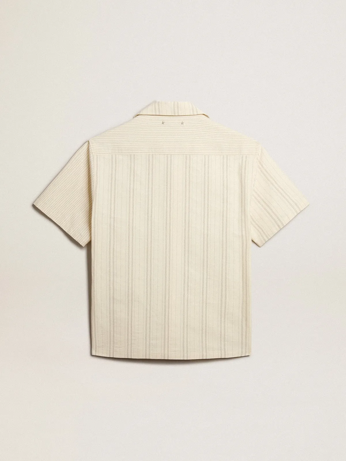 Chemise à manches courtes homme en coton couleur écrue 