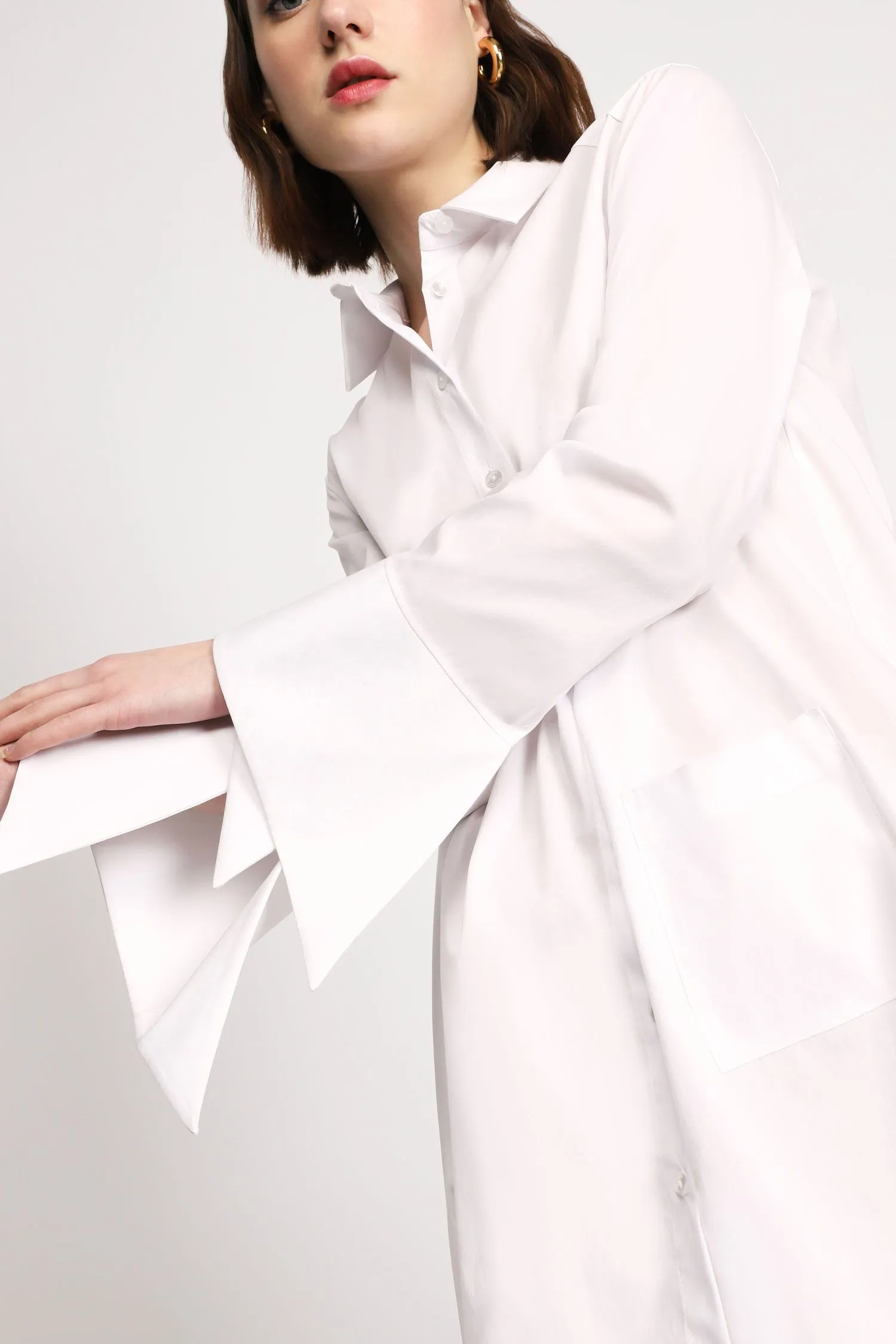 Mini-robe unie avec col classique